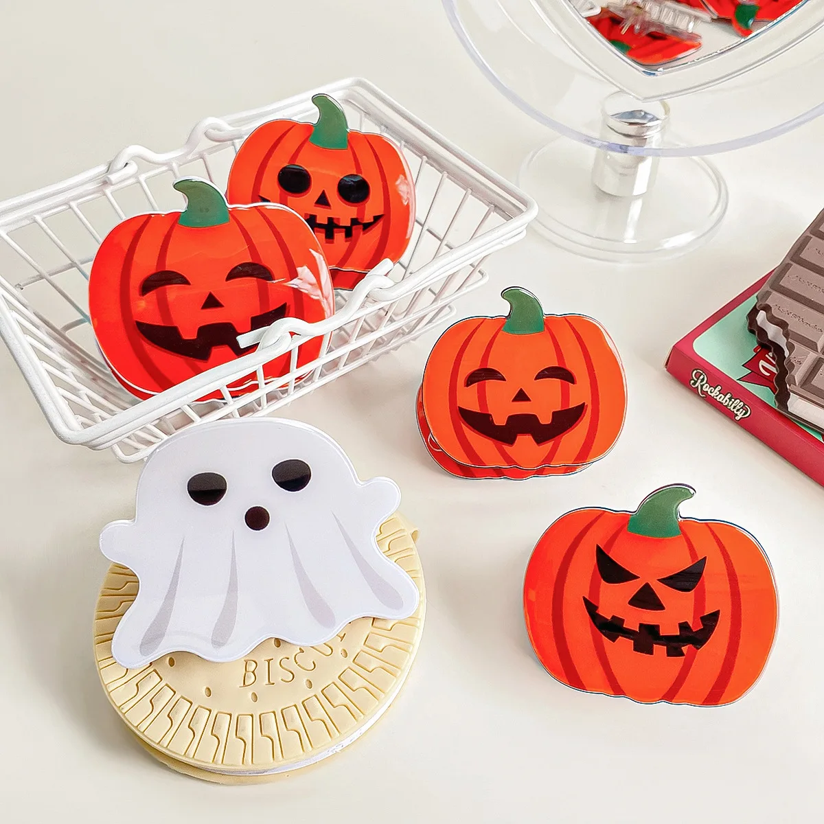 

Spooky Pumpkin Ghost Grab Hair Clip Funny Face Halloween Hair Claw Trendy Shark Clip Claw Clip Hair Accessories for Women Girls