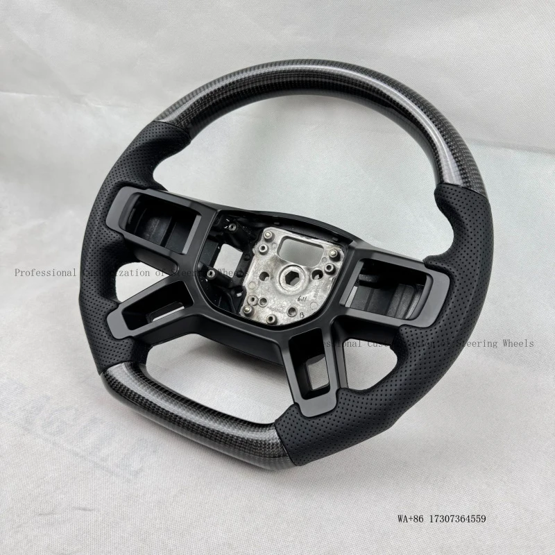 Suitable for 20-21 Land Rover Defender modification with carbon fiber LED off-road sports SUV car steering wheel