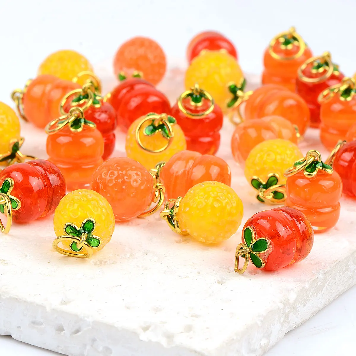 1.6x1.2cm/1.75x1.2cm 6pcs Random Color Mix Translucent Glass Beads Orange Shape Persimmon Shape DIY Handcrafted Bracelets 