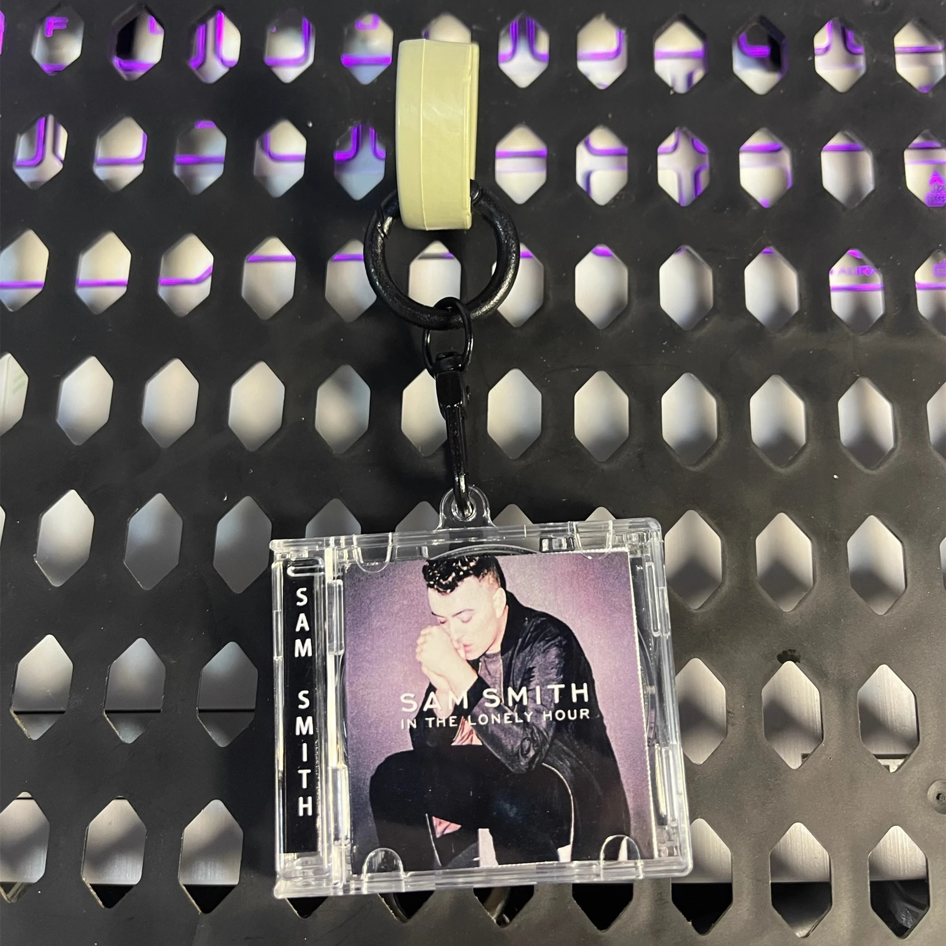 Sam Smith MINI Music CD NFC Keychain Play Songs In The Lonely Hour Album Key ring Cosplay Pendant Acrylic Necklace Accessories