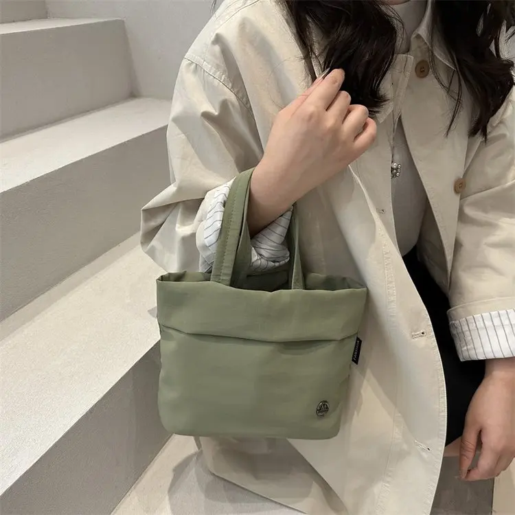 

Fall 2025 Hot Selling Women's Buet Bag Crossbody oulder Handbag Casual Nylon Fabric Small Square Bag Versatile Universal