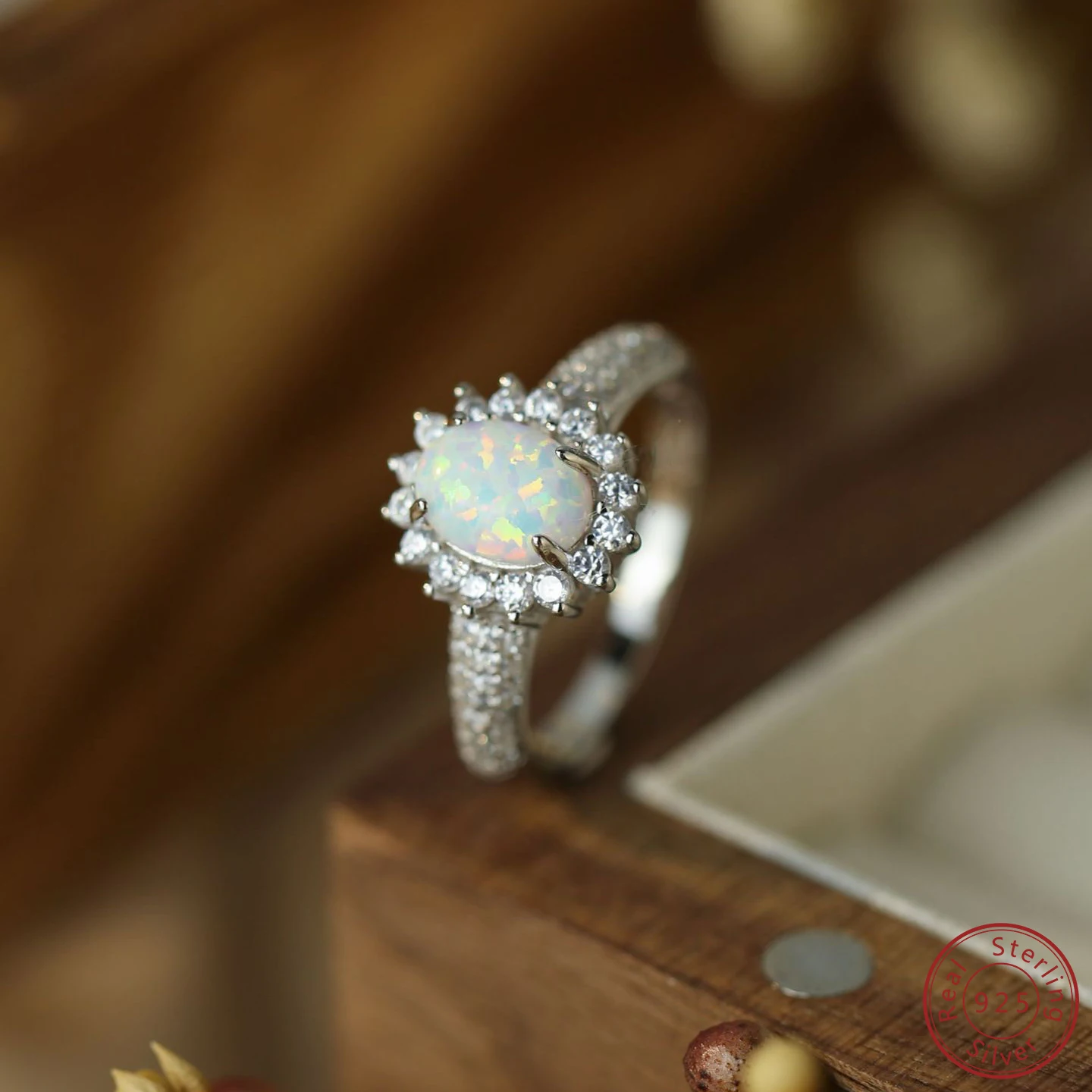 2024 New European and American Sunflower White Opal Ring 100% 925 Sterling Silver Inlaid Zircon Fashion Versatile Ring for Women