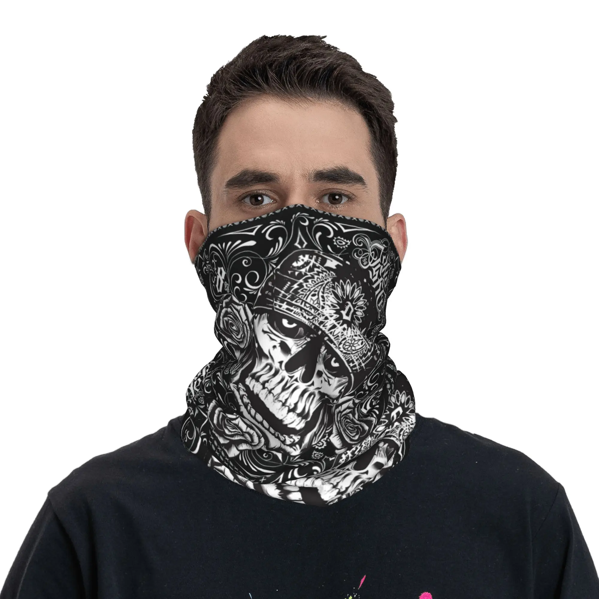 

Amis Kaki Skull Print Bandana Neck Gaiter Printed Wrap Scarf Balaclava Outdoor Sports for Men Women Adult All Season
