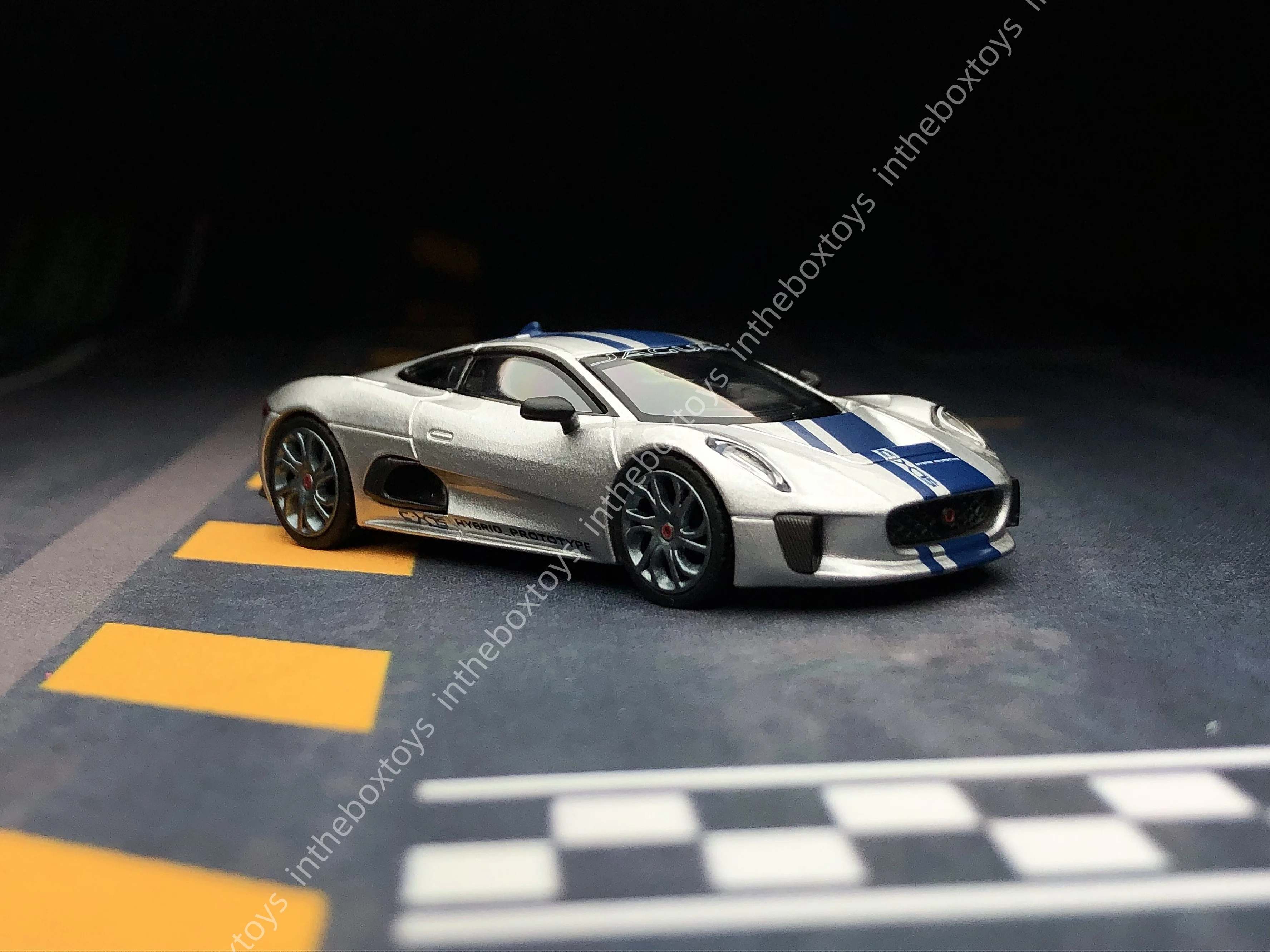 

В магазине TheBox Minigt 1/64 960 Jaguar C-X75, серебряная литая под давлением модель автомобиля, коллекция ограниченного выпуска, игрушки для хобби