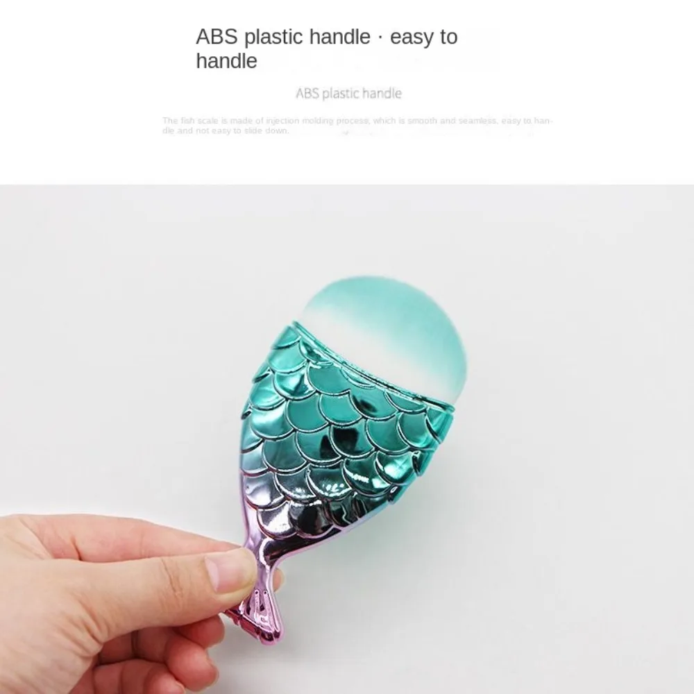 Rayon lã sereia rosto blush escova em pó colorido cauda de peixe escova forma de cauda de peixe macio sereia escova de maquiagem ferramenta de manicure