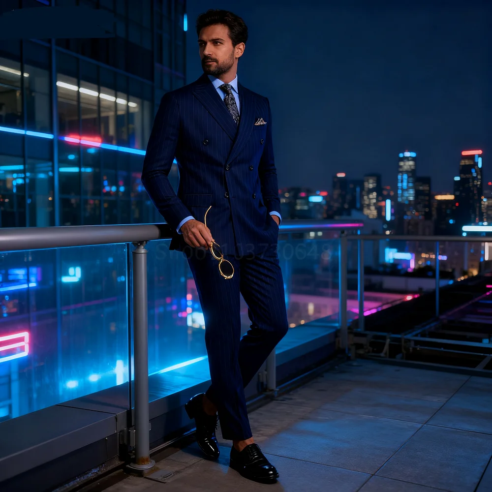 

2-Piece Grey Striped Men's Slim Fit Tuxedo with Peak Lapel Double Breasted Blazer for Wedding Groom Business Suit Smoking Suit