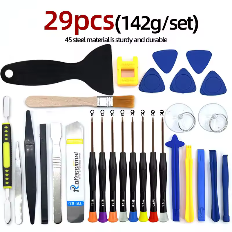 드라이버를 이용해 휴대폰을 분해하는 모습