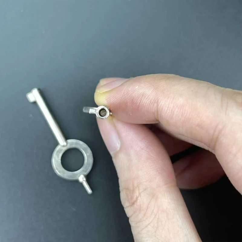 مفتاح القفل الدقيق القفل Universal Lock Lock مقاومة للمفاتيح الأصفاد اليدوية القياسية