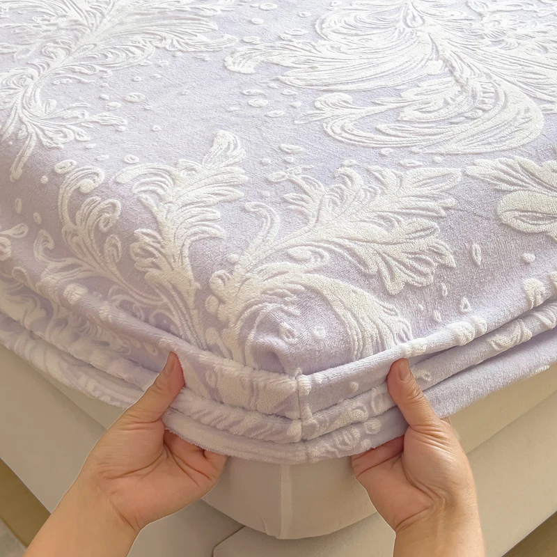 Soft Warm Velvet Fitted Sheet 3D Embossed Stereo Floral Bed Cover Non‑Slip Elastic Mattress Cover Protector Thicken Warmth Sheet