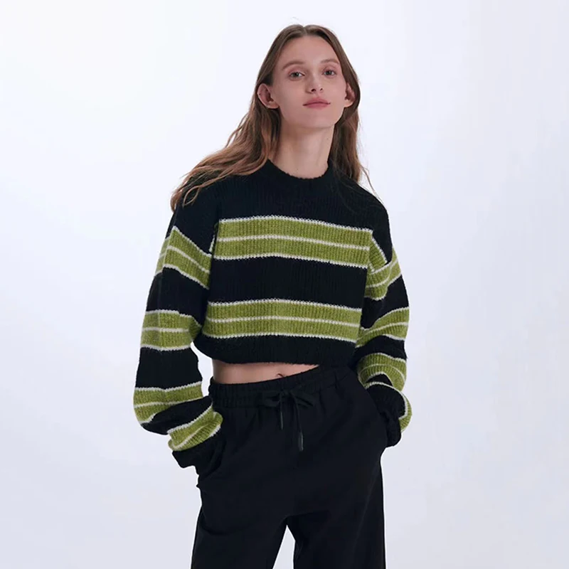 Y2K maglione lavorato a maglia Crop a righe verdi donna coreano Vintage Streetwear Pullover manica lunga donna maglione corto tutto-fiammifero