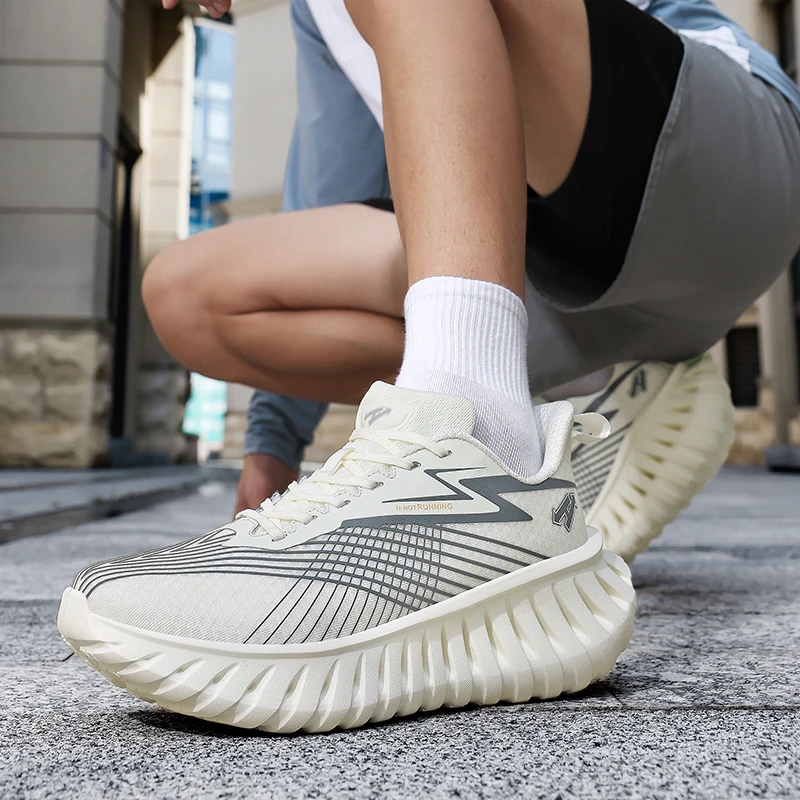 

Men's Shoes Breathable All-match Mesh Shoes Casual Sports Trendy Shoes Men's All-match Wear-resistant Running Shoes for Men