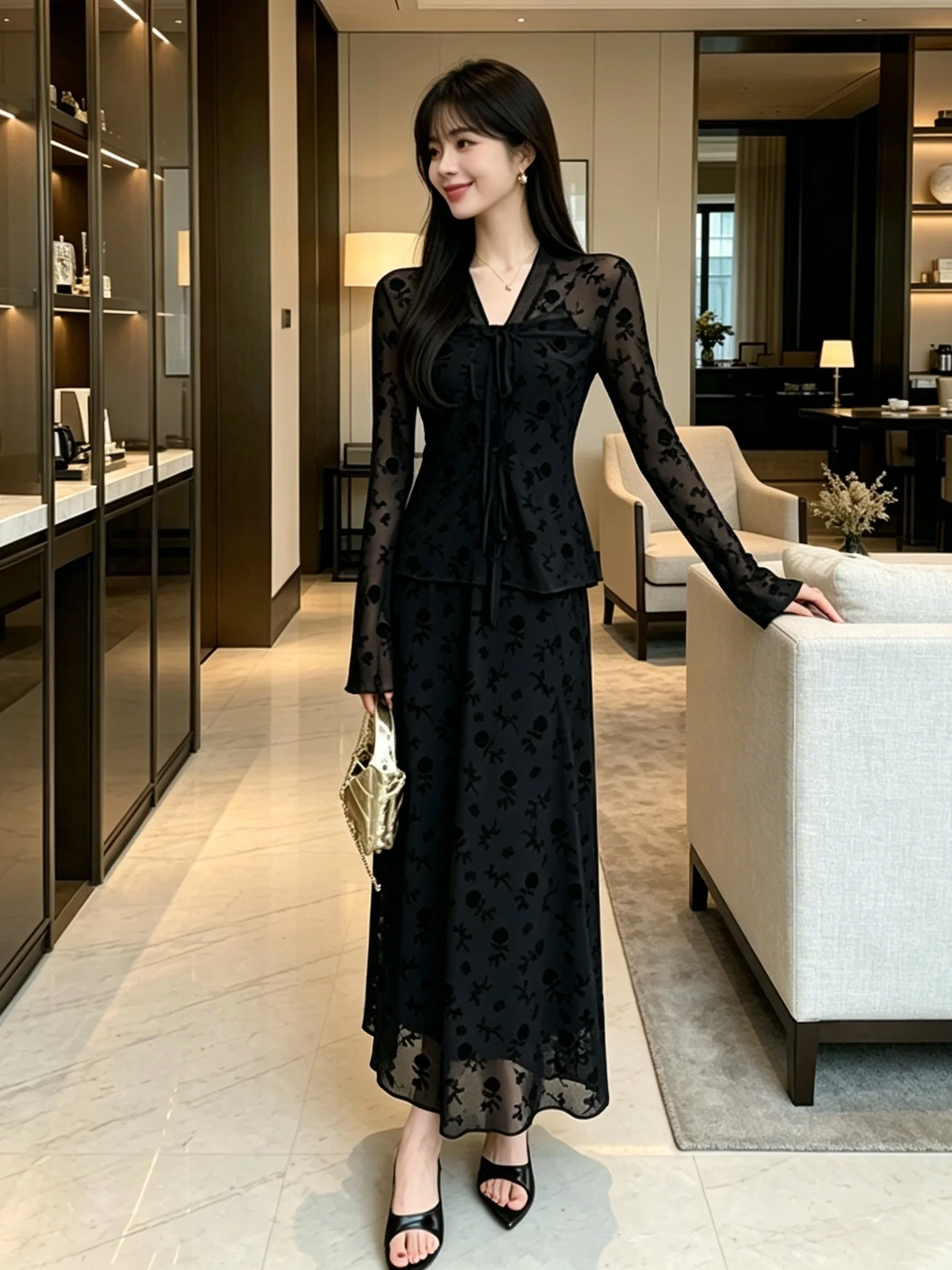 

Elegant High Waist Lightweight Women's Fashion Set Summer 2026 Breathable Micro-Transparent Sister Style Long Skirt
