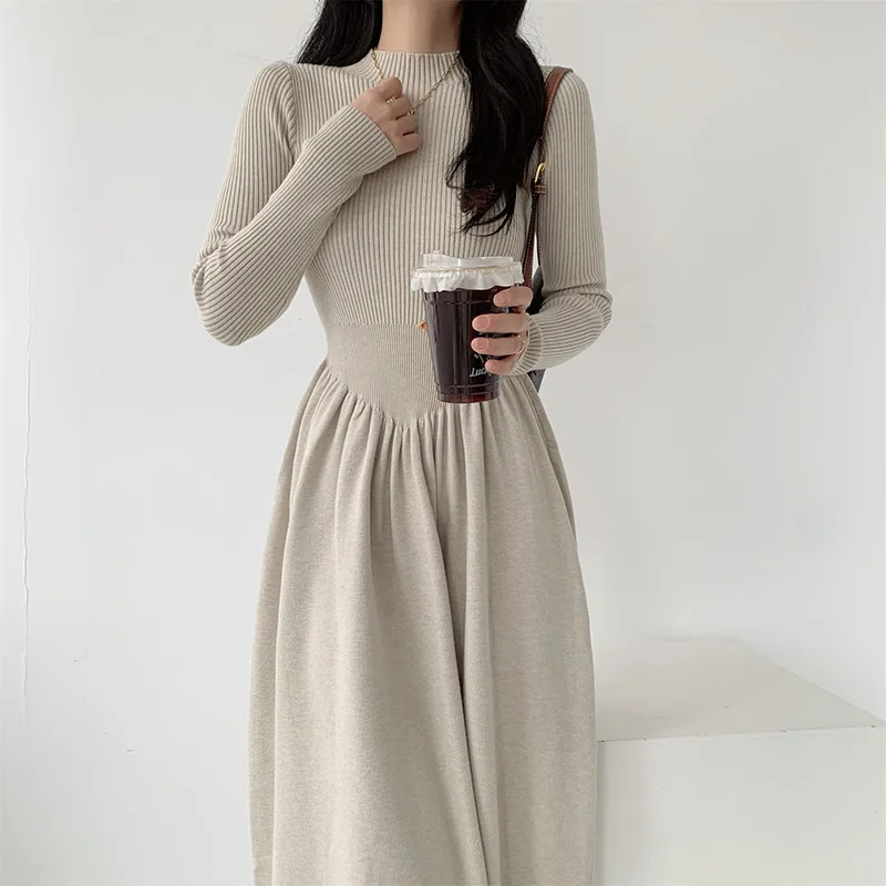 

French Knitted Dress 2025 Autumn and Winter Swing Waist Women's Sweater Dress