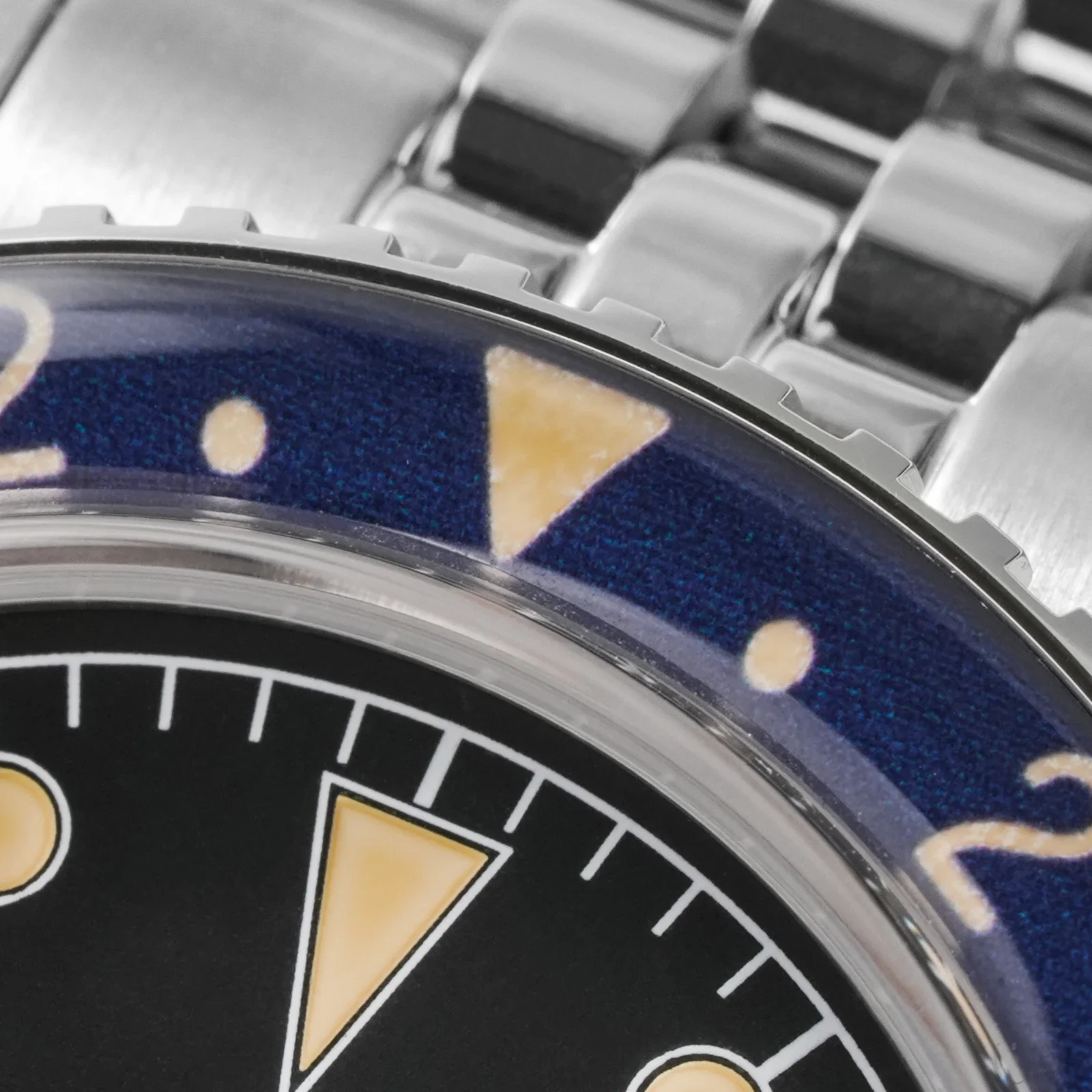 watchdives GMT Horloges voor Mannen, WD6542 Mannen Horloge NH34 Automatisch Horloge 38mm Bubble Koepelvormige Saffier Kristal Horloges 100M Waterdicht, Wit Blauw Rood