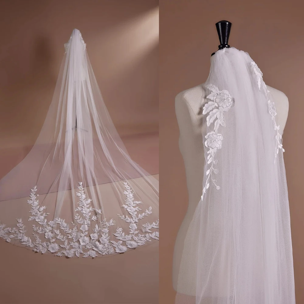 

Elegant 3M Cathedral Length Wedding Veils One Layer Lace Appliques With Comb Wedding Accessories Customized