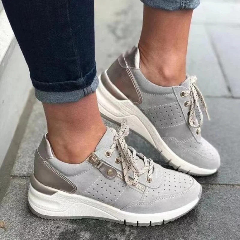 

2025Autumn New Fashion Casual Women's Single Shoes Sneakers Lace-up Thick Sole Large Size Women's Shoes