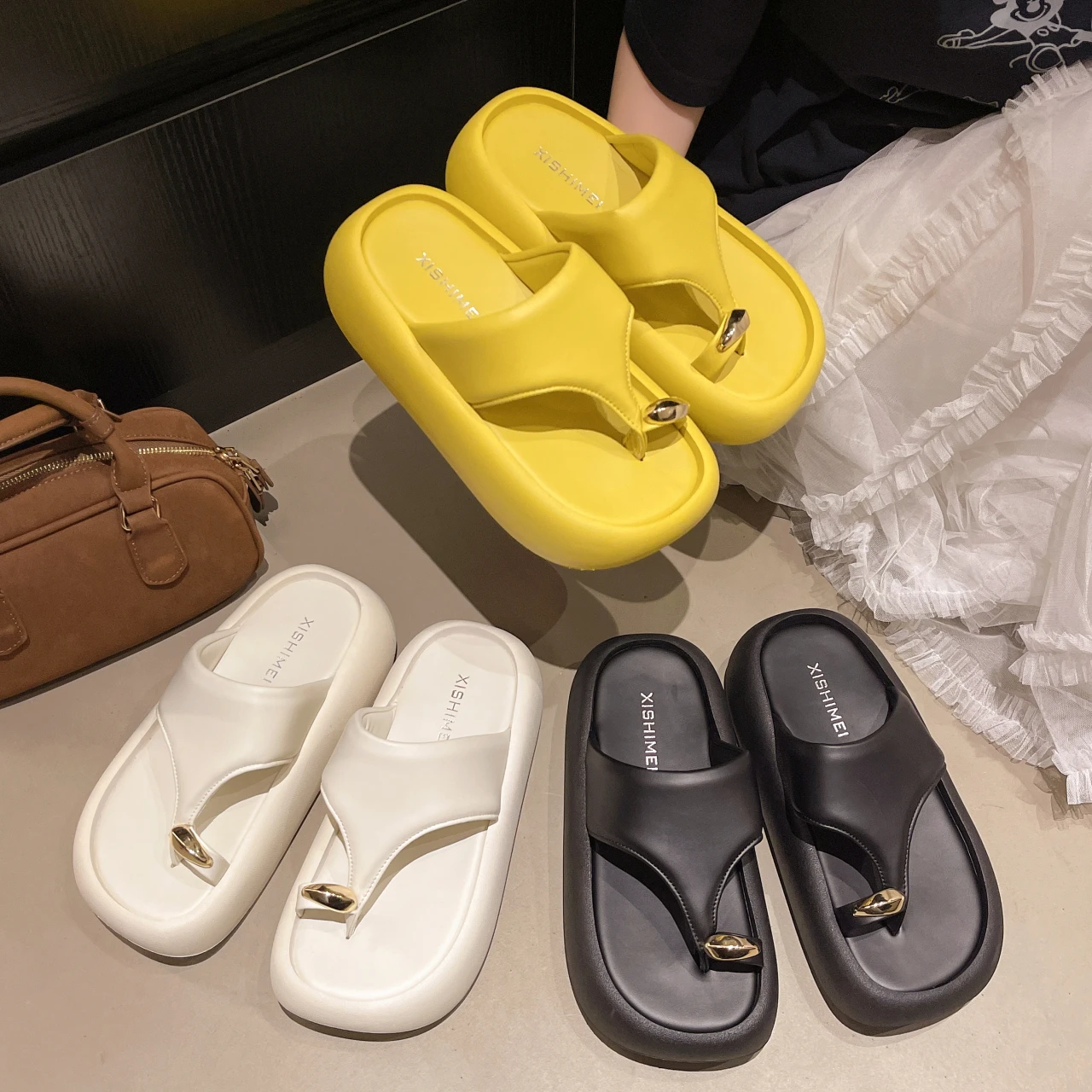 

Женская обувь, женские тапочки, уличные резиновые шлепанцы на платформе, шлепанцы, 2022, гавайские летние пляжные домашние тапочки, пляжные тапочки на платформе