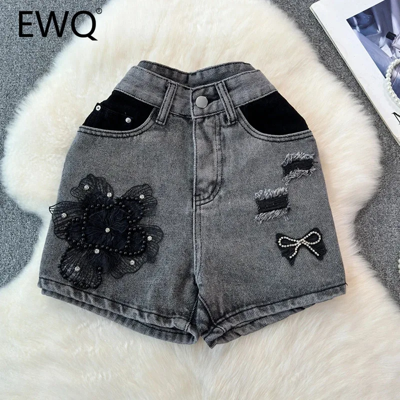 

EWQ Fashion Flower Diamond Spliced Hole Denim Shorts Women Pocket Zipper Bow High Waisted Slim Clothing 2024 Summer New 27C935