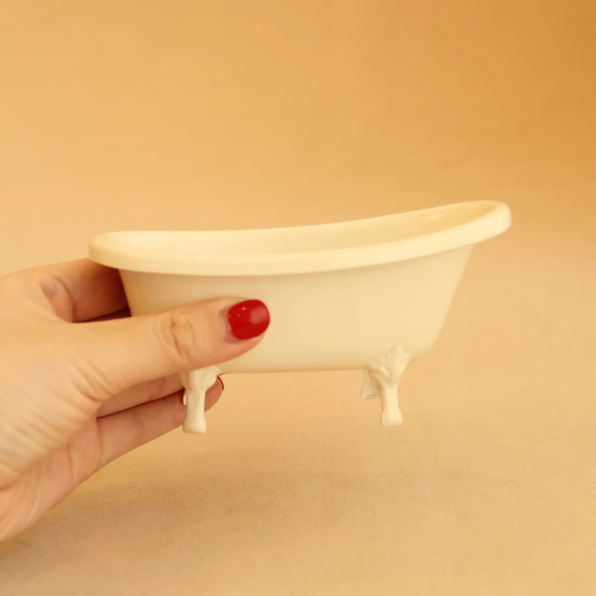 Miniatur-Simulationsspielzeug: 1:12 Maßstab Eisenbadewanne, Waschbecken, Toilette – Ideal für Puppenhaus-Badezimmerdekorationen – Detail 9