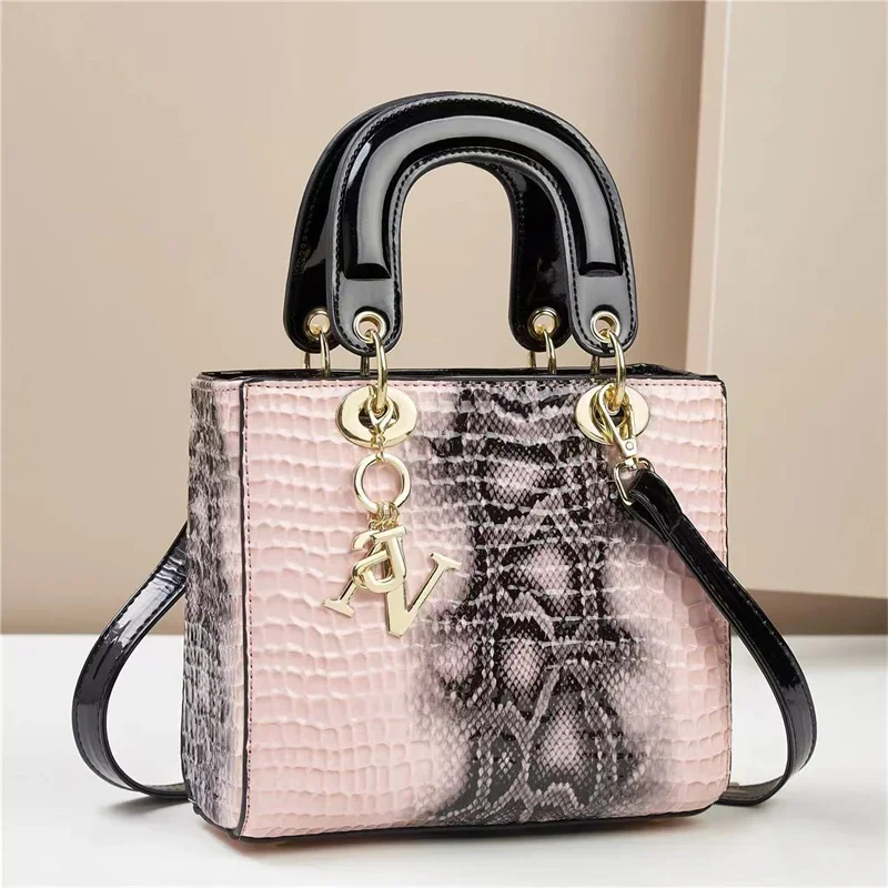 

TRAVEASY Brand New Female Shoulder Bag Handbag for 2025 Fashion Shoulder Bags Crossbody Luxury Designer Handbag Bags for Women