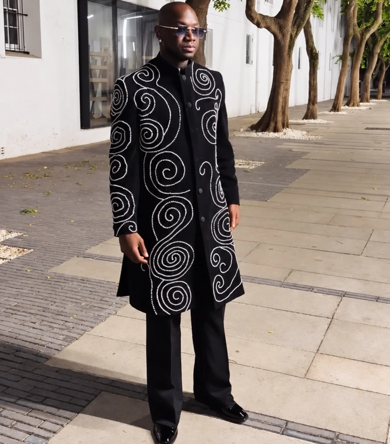 Men Embroidered Long Coat White Swirl Pattern Stand Collar Single Breasted Slim Fit Luxury Wedding Groom Only Blazer Customized