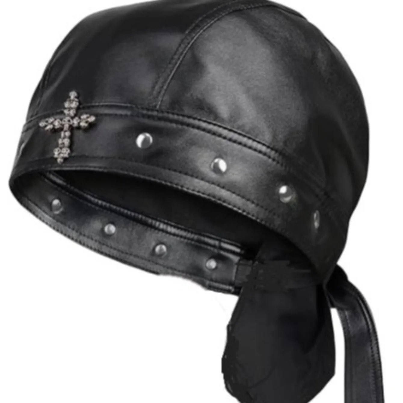 หมวกโจรสลัดคอสเพลย์สำหรับงานปาร์ตี้  ตกแต่งด้วยหมุดรูปหัวกะโหลก สายรัดแบบพิเศษ ดีไซน์โดดเด่นไม่เหมือนใคร