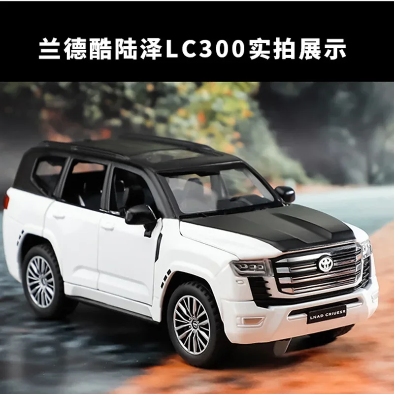 1:32 Toyota Land Cruise LC300 High Simulation Diecast Metal Alloy Model car Sound Light Pull Back Collection Kids Toy Gifts F590