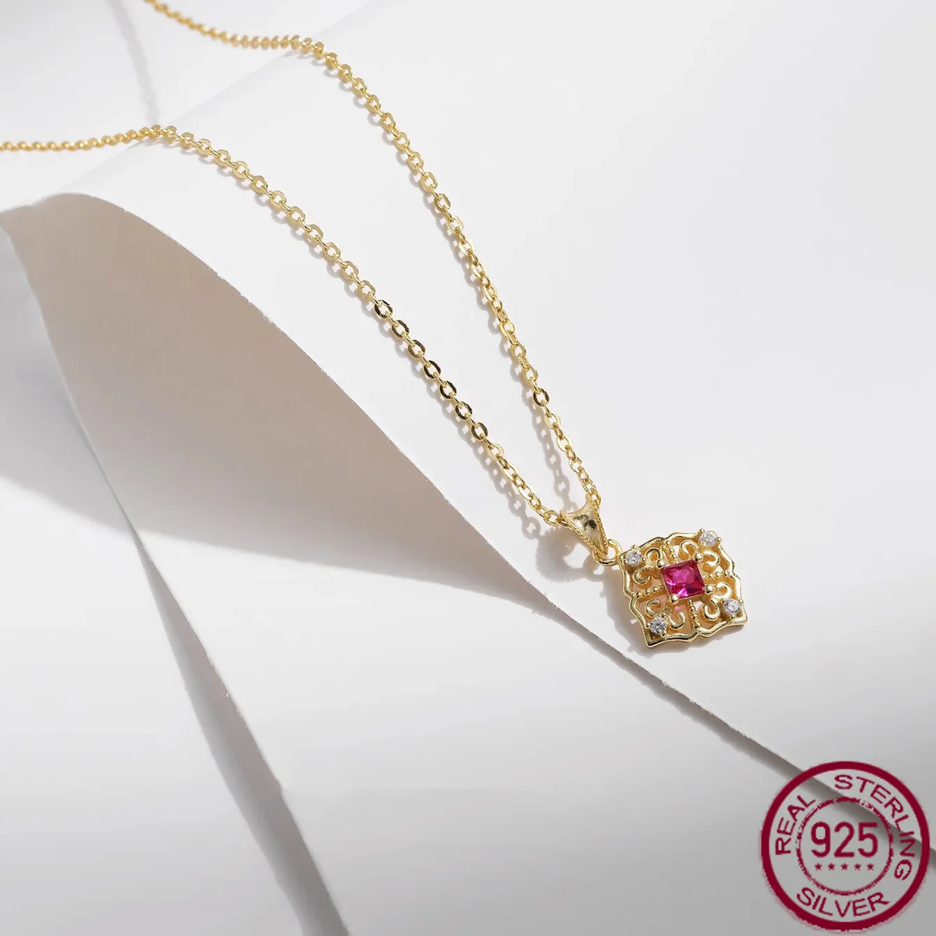 

New S925 pure silver vintage diamond studded French high-end temperament necklace, wedding jewelry