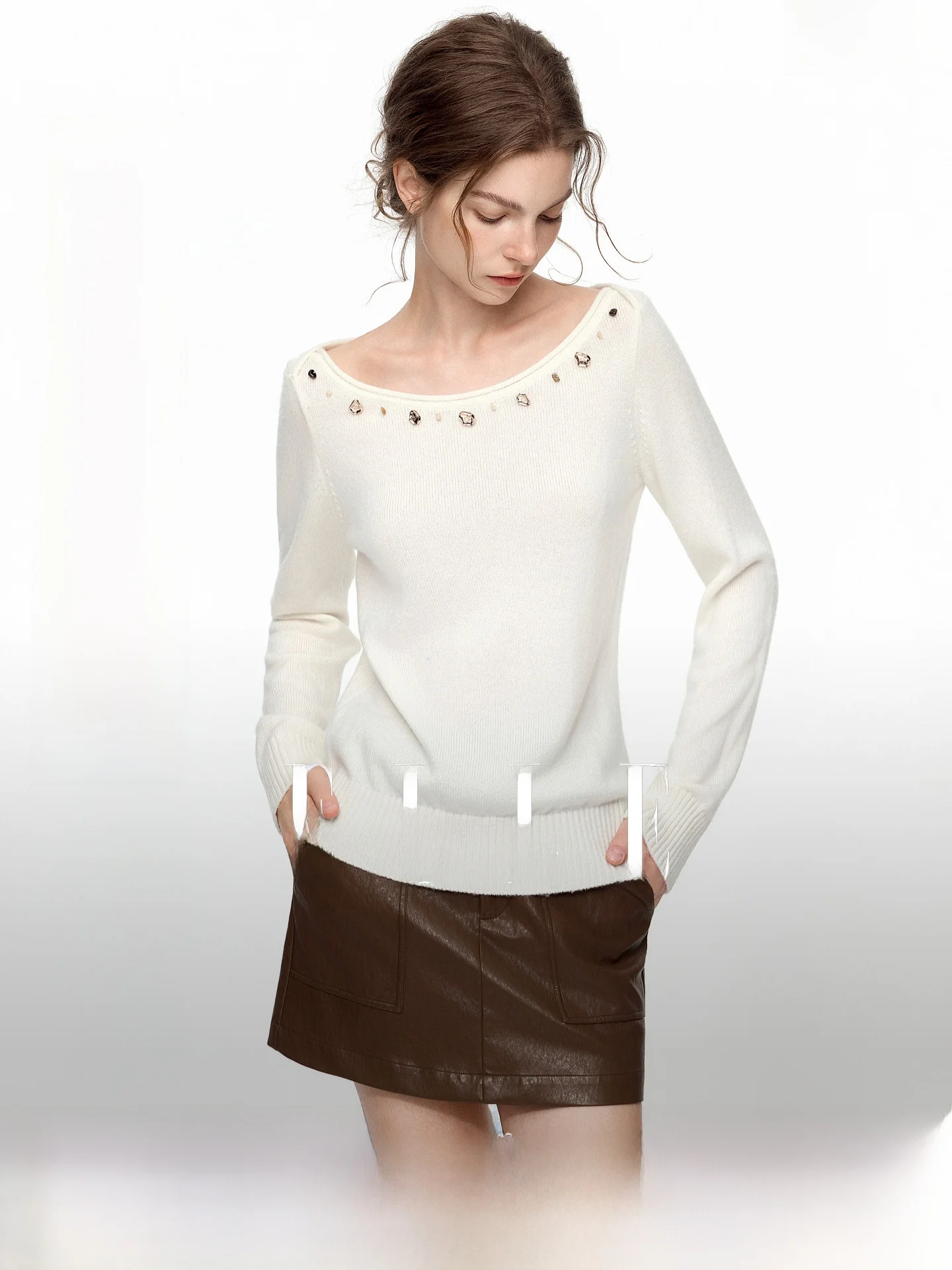 ELLE Women's Knitted Sweater Pearl Embellished Loose Fit Shoulder Open Style Autumn New Arrival Soft Polyester Wool Blend