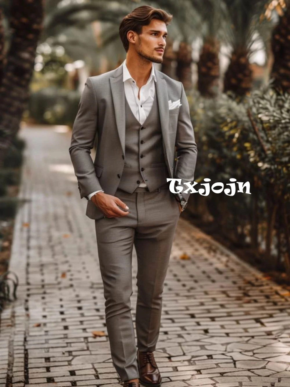 2026 New Men's Grey Formal Suit Set 3 Pieces Jacket Vest Pants Wedding Groom Sets Handsome Classic Tuxedo For Men Dancing Wear