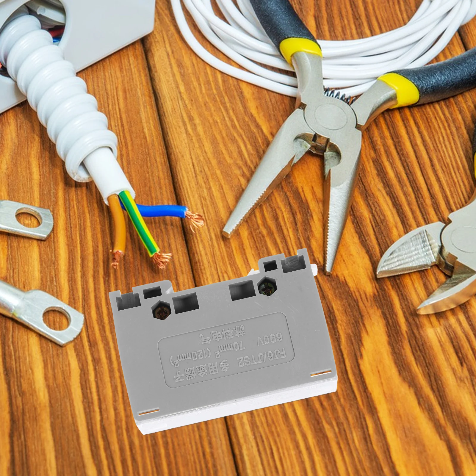 

1 in 6 Out Din Rail Terminal Blocks Connectors Terminal Block Assembly for Electrical Distribution System with Under Cabinet