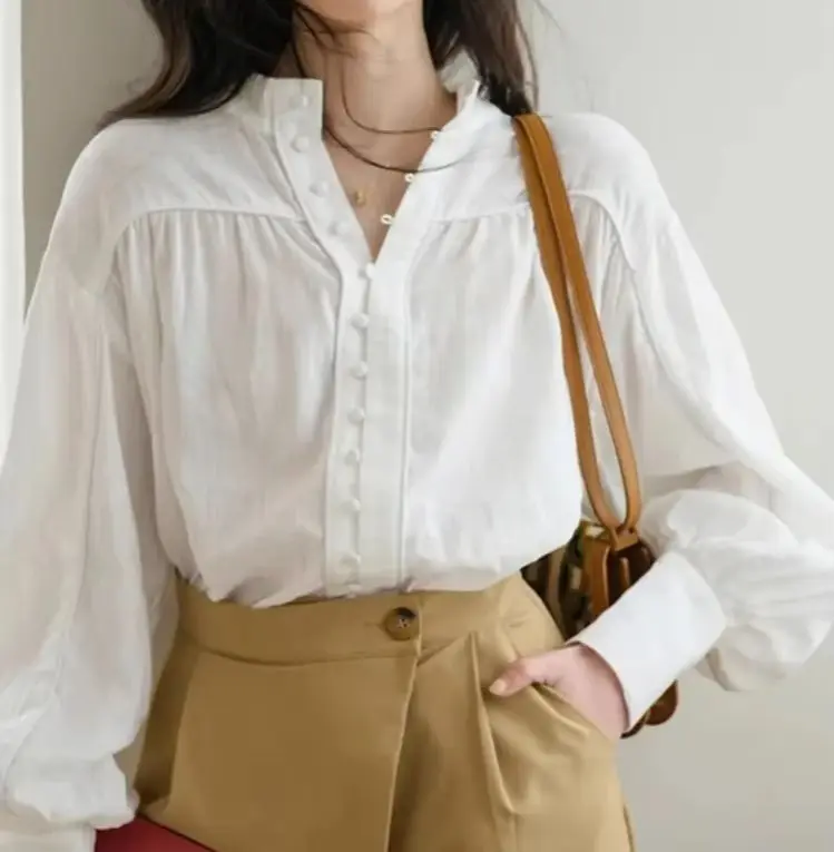 

Stand Collar Sweet Long Sleeved Shirt For Women In Early Autumn 2024, New Retro High-End Design, Simple And Loose Versatile Top