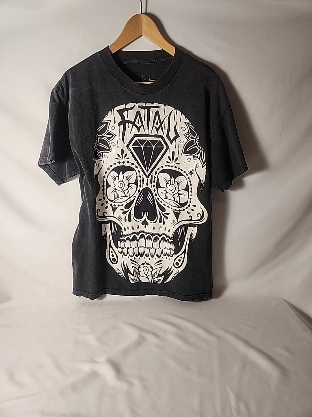 Fatal Clothing Graphic Tee Skull Sugar Skull Tattoo Art Streetwear Black Shirt L