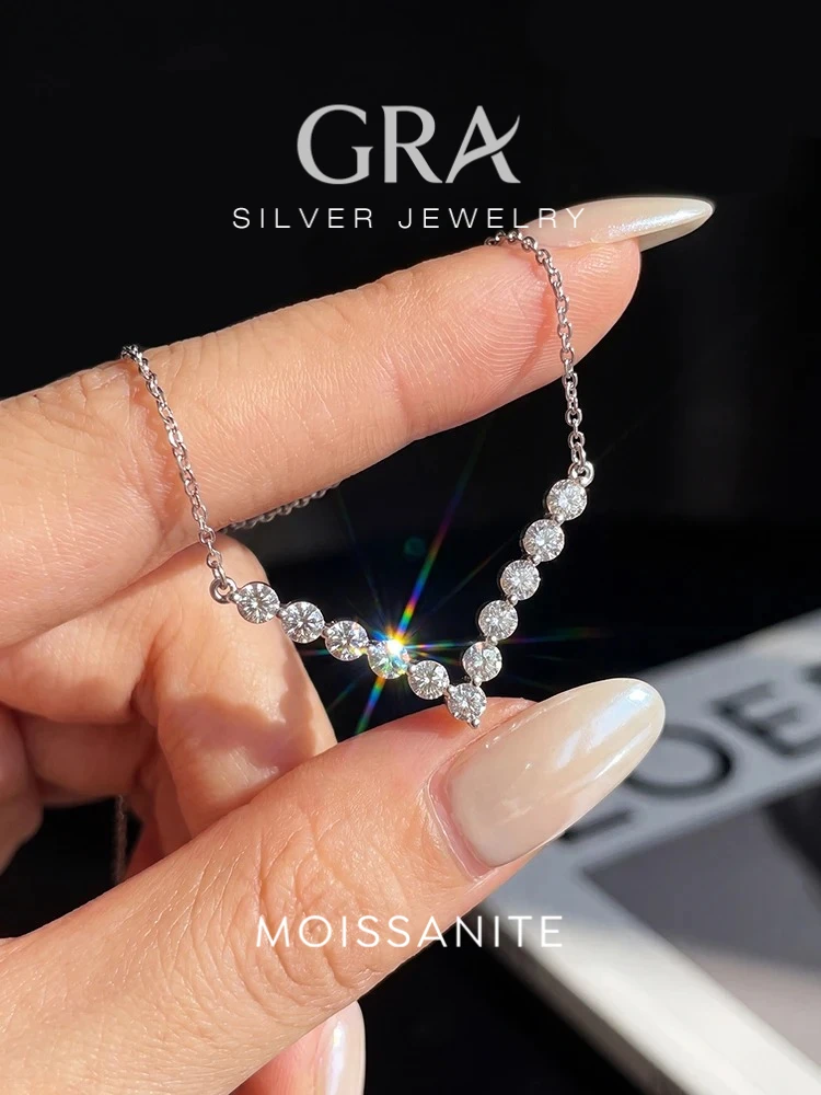 925 Sterling Silver Simple Gorgeous Moissanite Diamond V-shaped Necklace For Women Anniversary Party High Quality Fine Jewelry