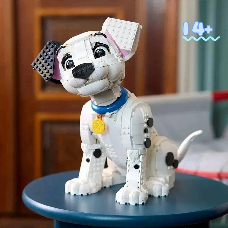 Disney en stock 43269 101 Dalmatians Puppy Building Blocks, modèle animé, jouet de collection, cadeau pour fête