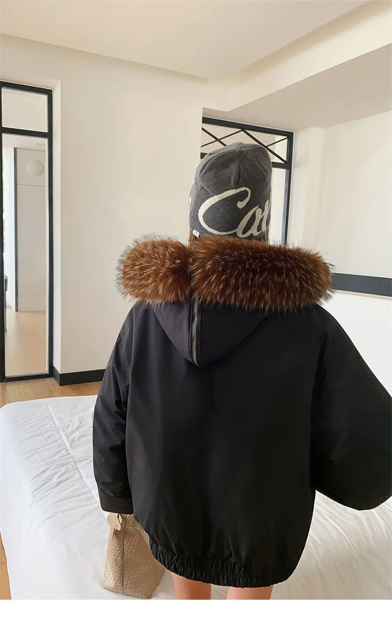 Warm Down jacket Ladies Pai Overcome Winter 2026 New Cotton Padded Coat Women Parkas Horn Hooded Outcoat Big fur collar Overcoat