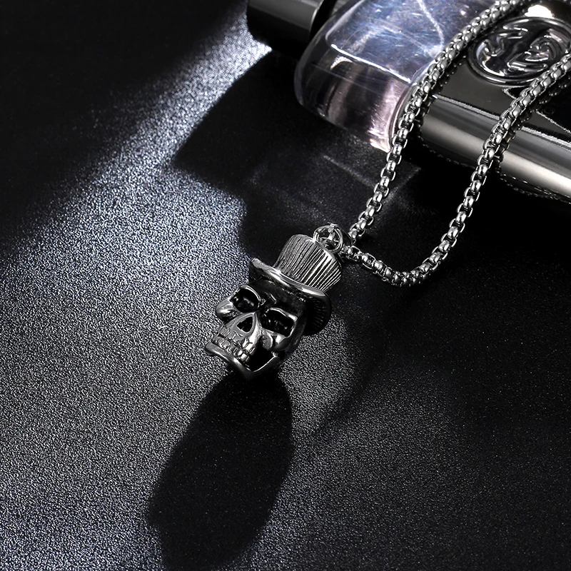 2024 Nieuwe Roestvrijstalen Ketting, Punk Gothic Hoed Schedel Hanger, Heren Biker Rock Party Exorcist Sieraden