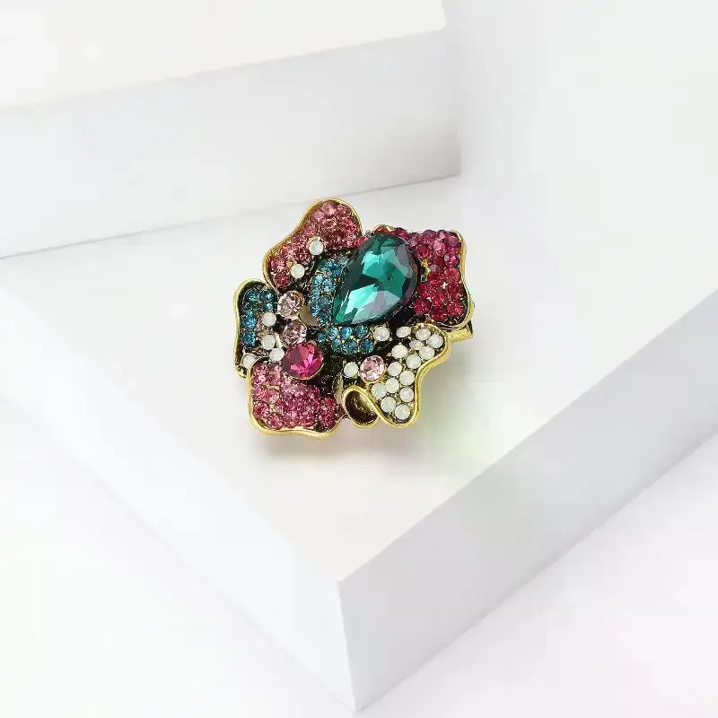 Fashion Rhinestone Plant Flower Brooches For Women Clothing Coat Party Accessries Gifts