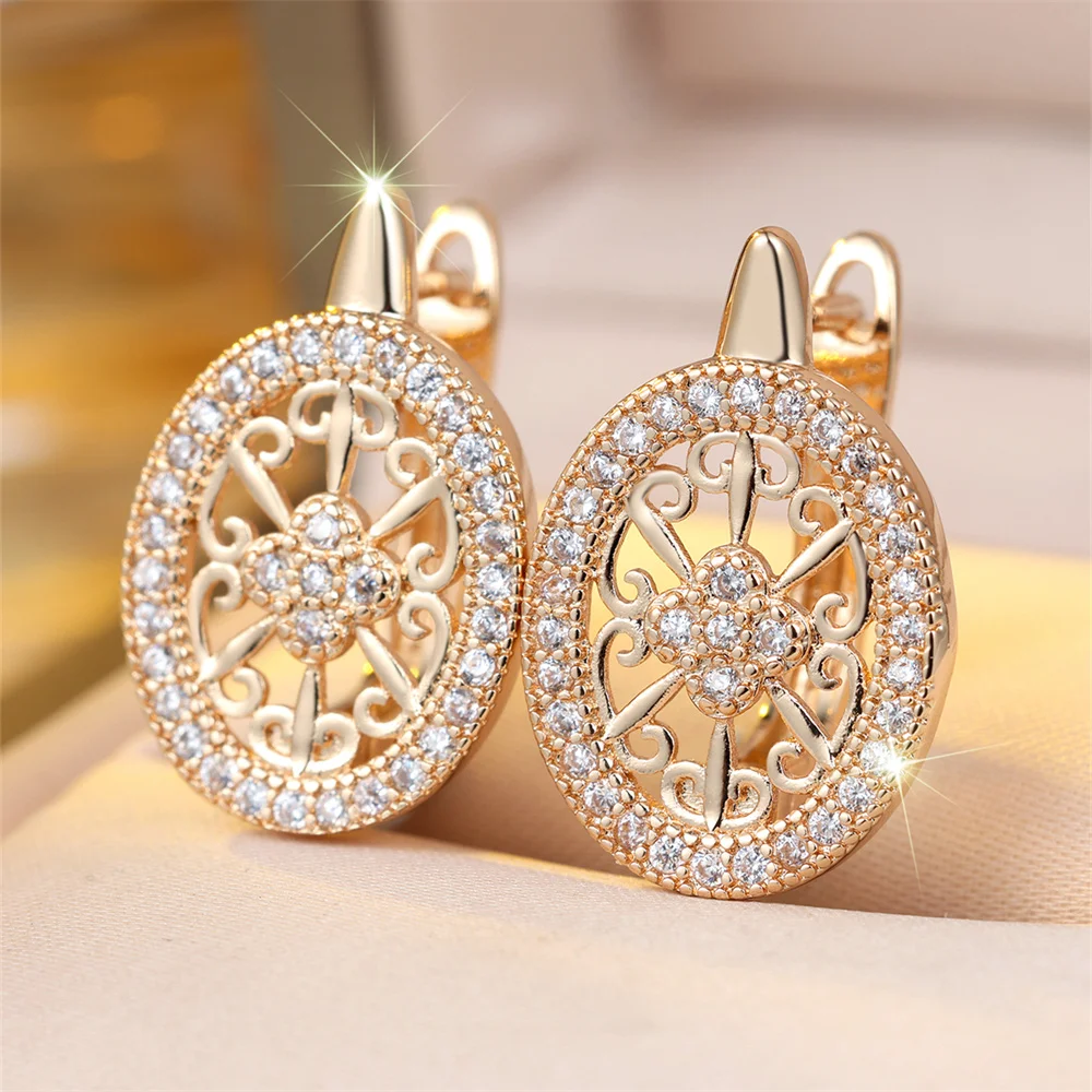 Vintage Hohle Blumen-Ohrringe mit Weißem Zirkon, Ovale Creolen für Damen, Trendige Goldfarbene Ohrschmuck, Hochzeitsschmuck, Muttertagsgeschenke
