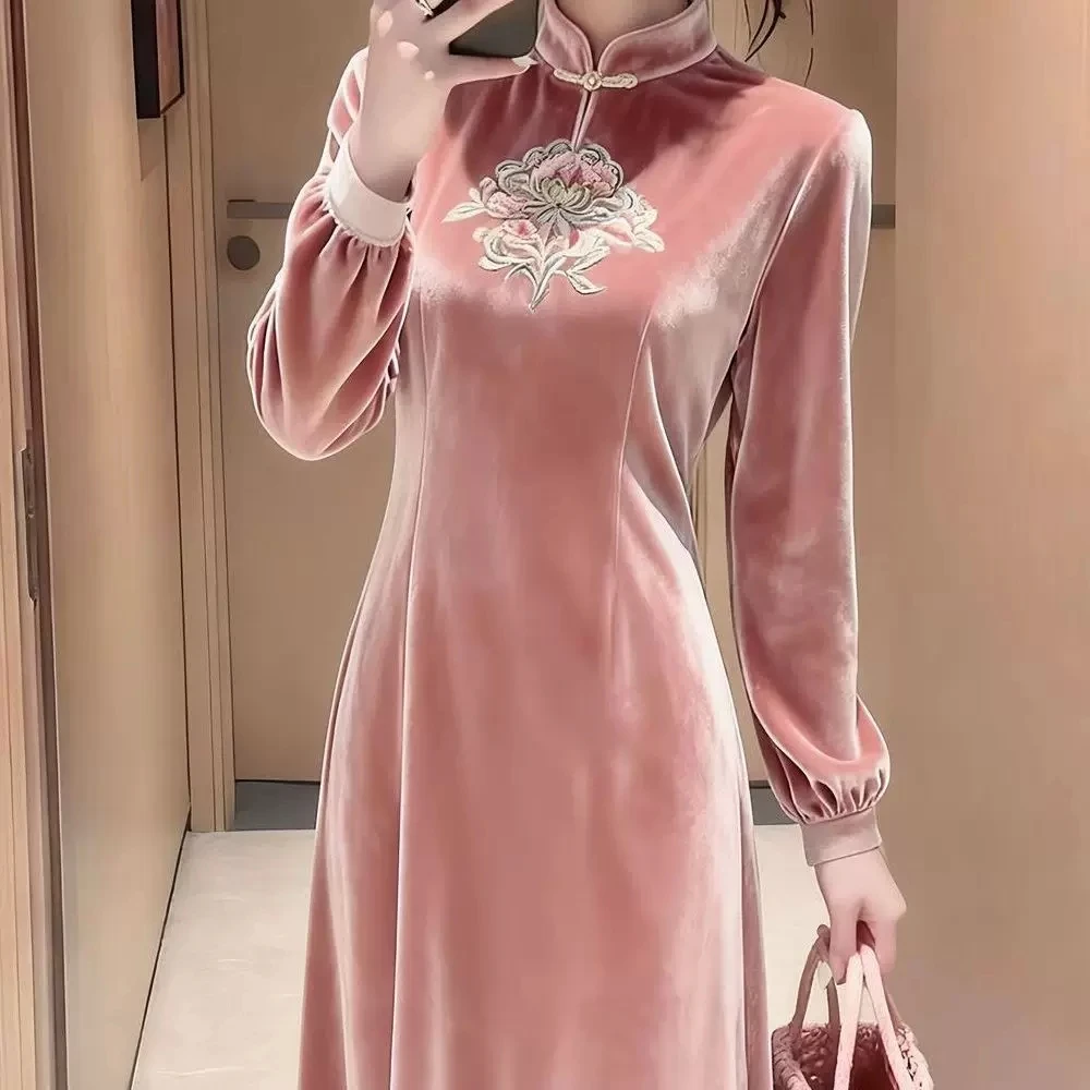 

Осень-зима, платье с длинными рукавами в китайском стиле, роскошное мягкое бархатное модное теплое платье Y2K, элегантное темпераментное роскошное бархатное платье