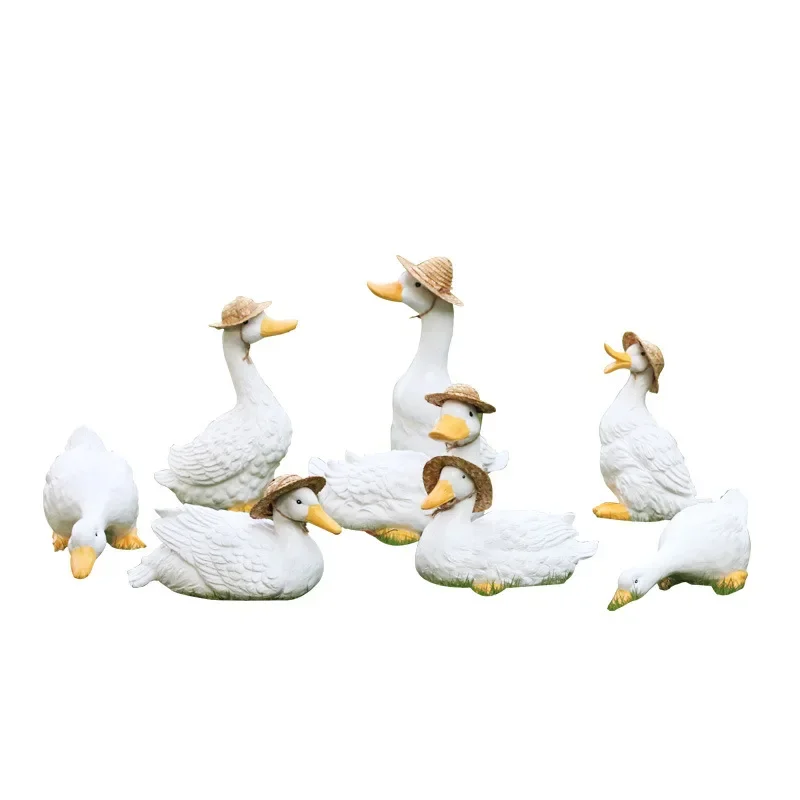 

Creative simulation duck ornament, resin villa park forest animal sculpture, outdoor garden garden decoration