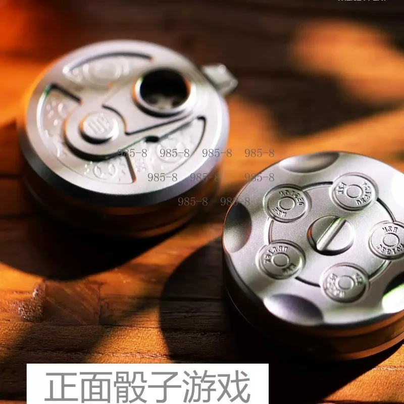 Revolver Ratchet Finger Push Card, EDC Tide Play Ding Coin Hand Plate, Decompression Toy Gift