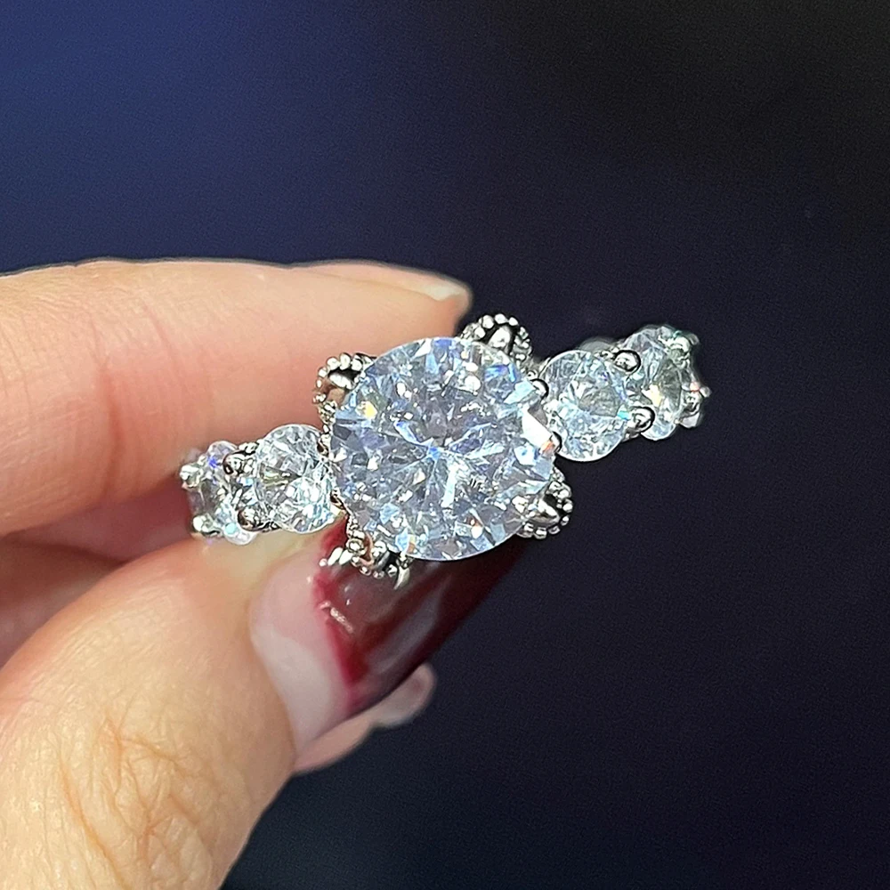 Huitan 2023 Eternity Promise Rings Women Luxury Fashion Engagement Wedding Jewelry Full Brilliant Cubic Zirconia Sparkling Rings