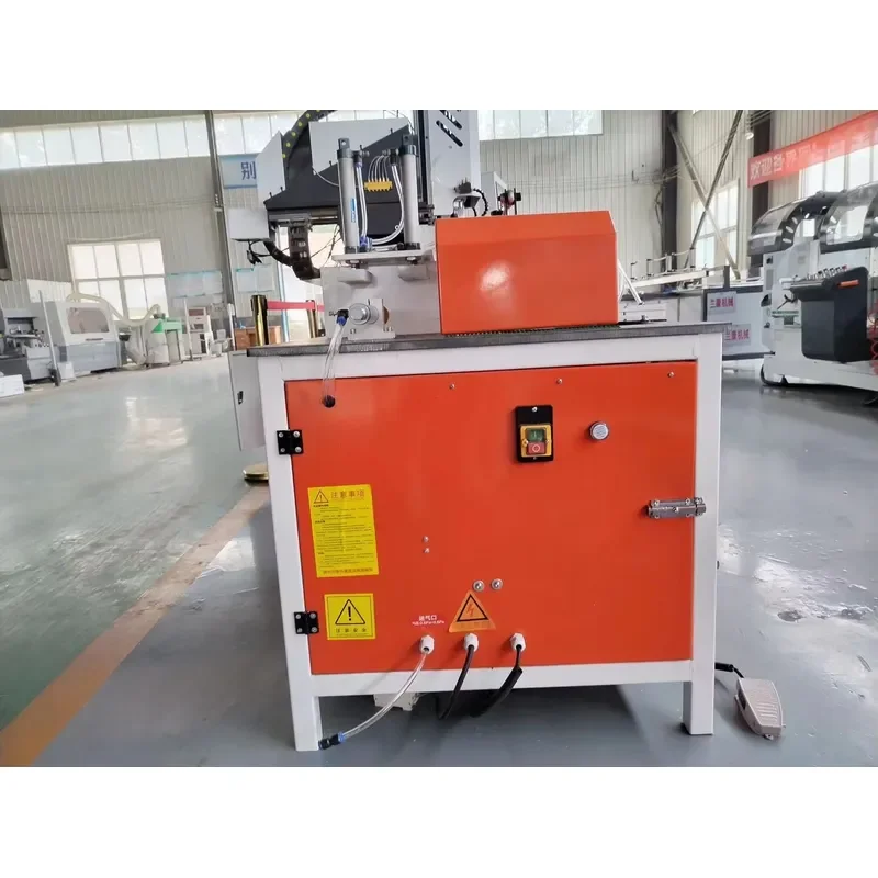 CE Certification 45-Degree Aluminum Cutting Machine Used for Cutting Door and Window Profiles | Manufacturer of Aluminum