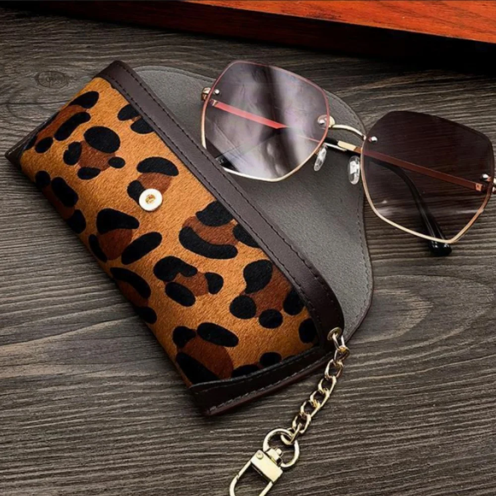 

KLASSNUM Woman Luxury Leopard Print Glasses Protective Cover Pu Leather Sunglasses Bag Fashion Shades Sunglasses Storage Unisex