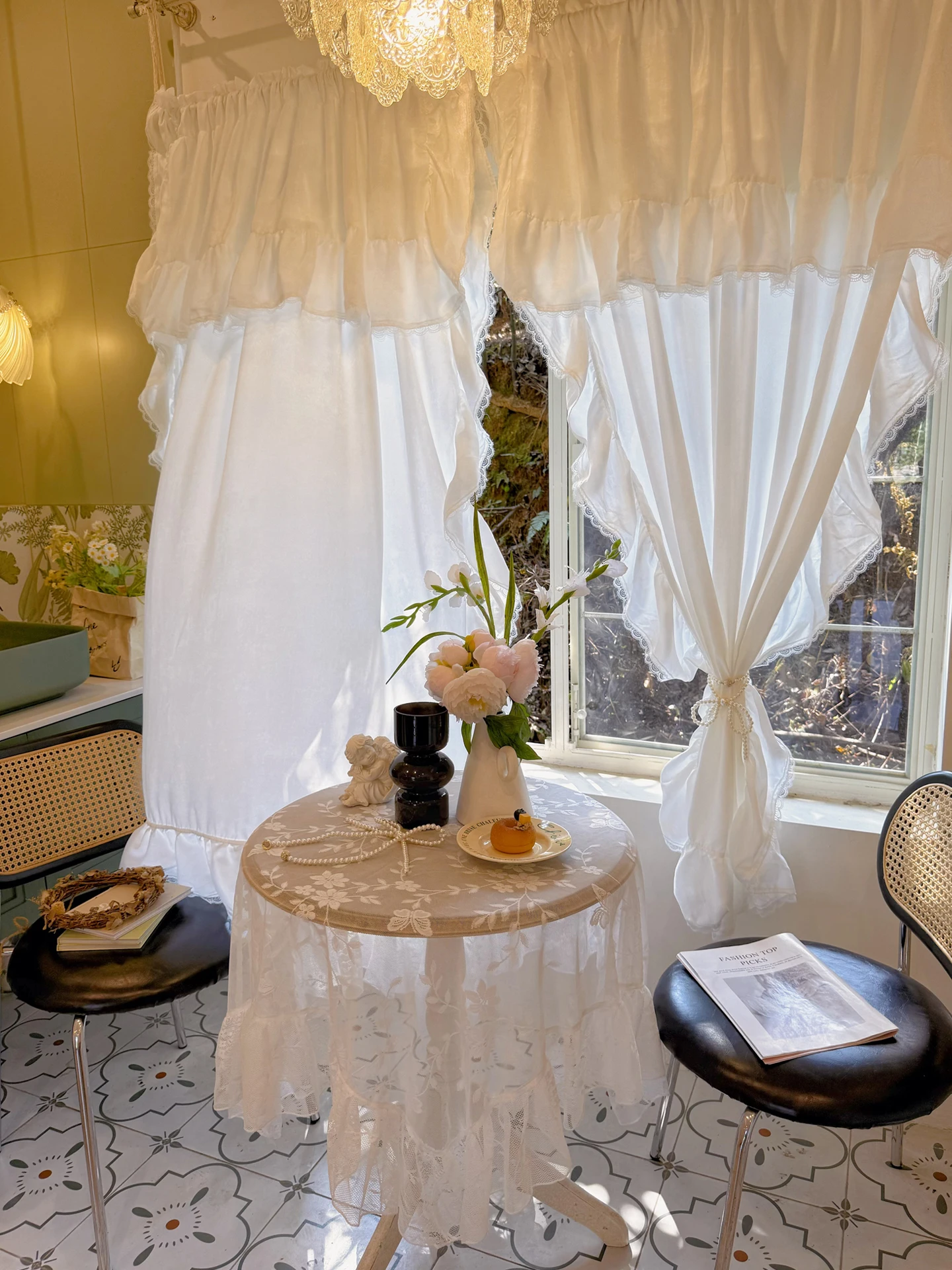 

Korean-style sweet opaque cream gauze curtain, French princess style, suitable for bedroom or girls' room,half-curtain partition