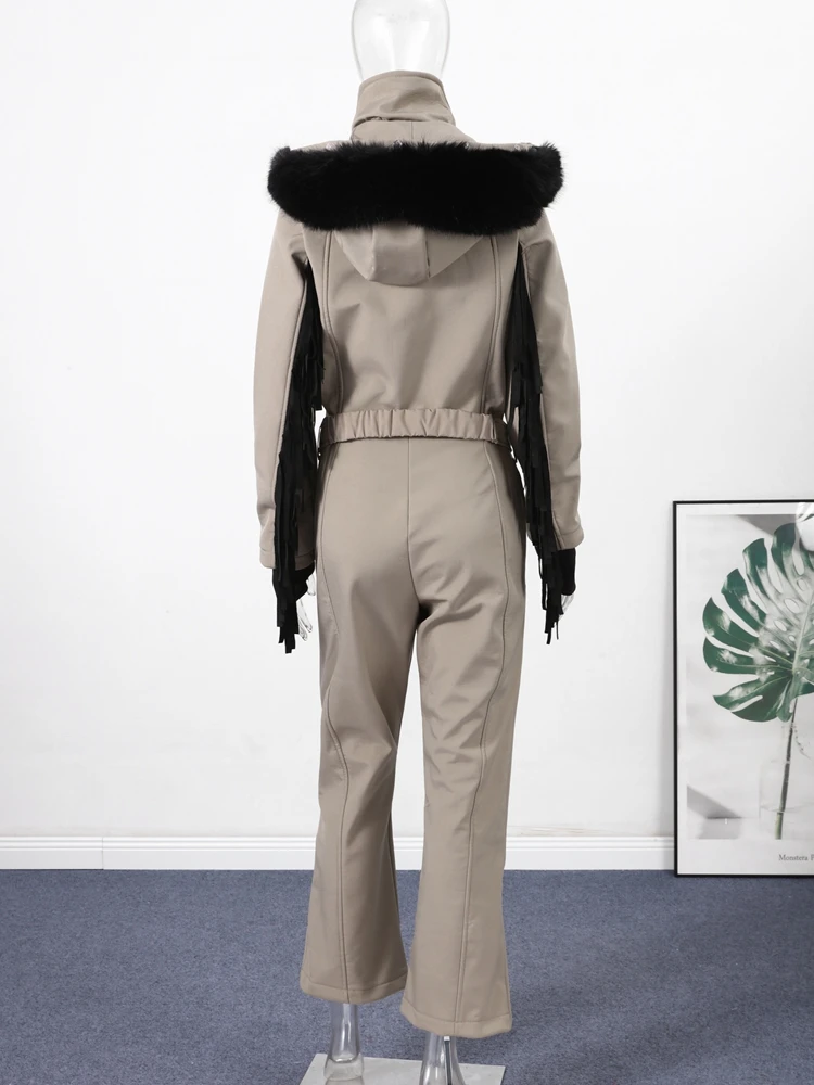 Damen 2025, trendige Ski-Overalls mit Kapuze und Quasten, wasserdicht, warm, Wintersport-Oberbekleidung, modische, elegante Damen-Schneeausrüstung – Detail 6