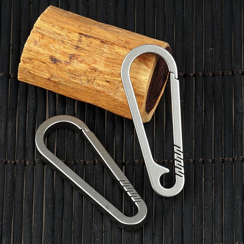 새로운 1PCS 티타늄 합금 키체인 티라늄 버클 키링  - Titanium Steel Ring 리뷰 및 가격