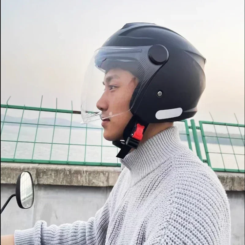 

Certified Electric Vehicle Helmet for Men and Women All-season Universal Electric Vehicle Safety Helmet Motorcycles
