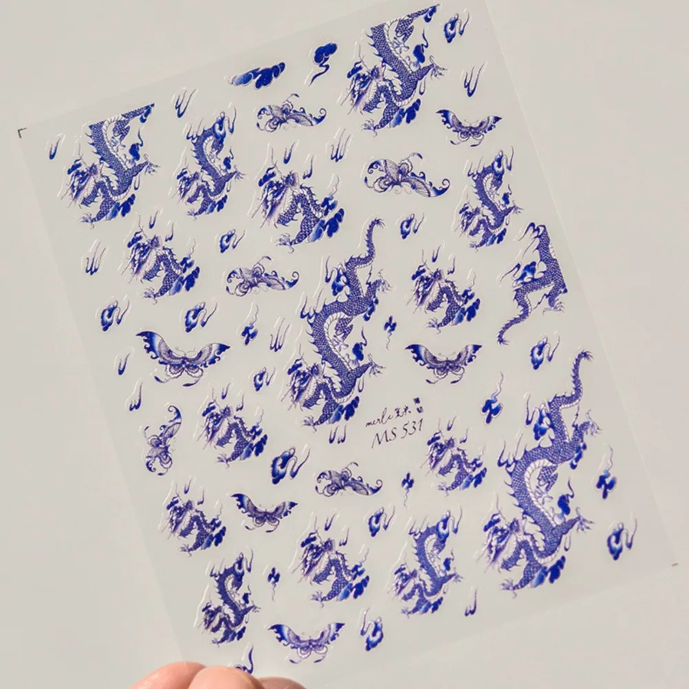 5D Rosso Blu Drago Adesivo per unghie Rilievi in rilievo Nuvole di buon auspicio Cursori per unghie Autoadesivi Decalcomanie per manicure in porcellana cinese